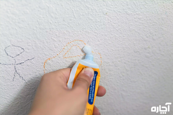  پاک کردن مداد رنگی از دیوار