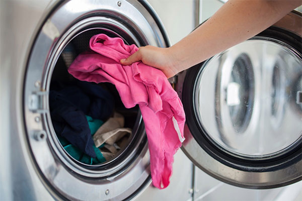 علت خشک نکردن ماشین لباسشویی (راهنمای جامع)