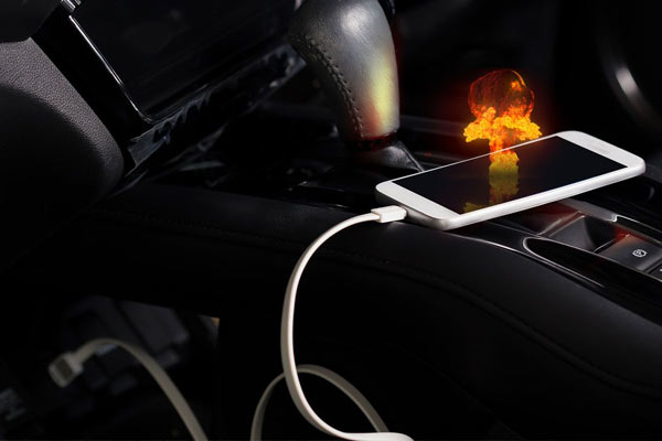 نبایدها و بایدهای شارژ موبایل در ماشین