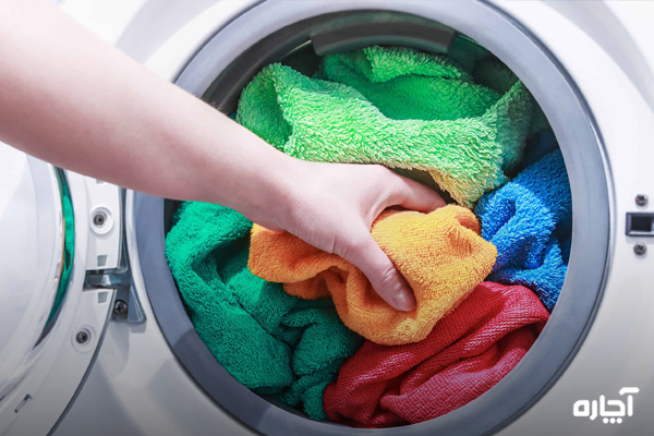 دلیل تمیز نشدن لباس‌ها در ماشین لباسشویی